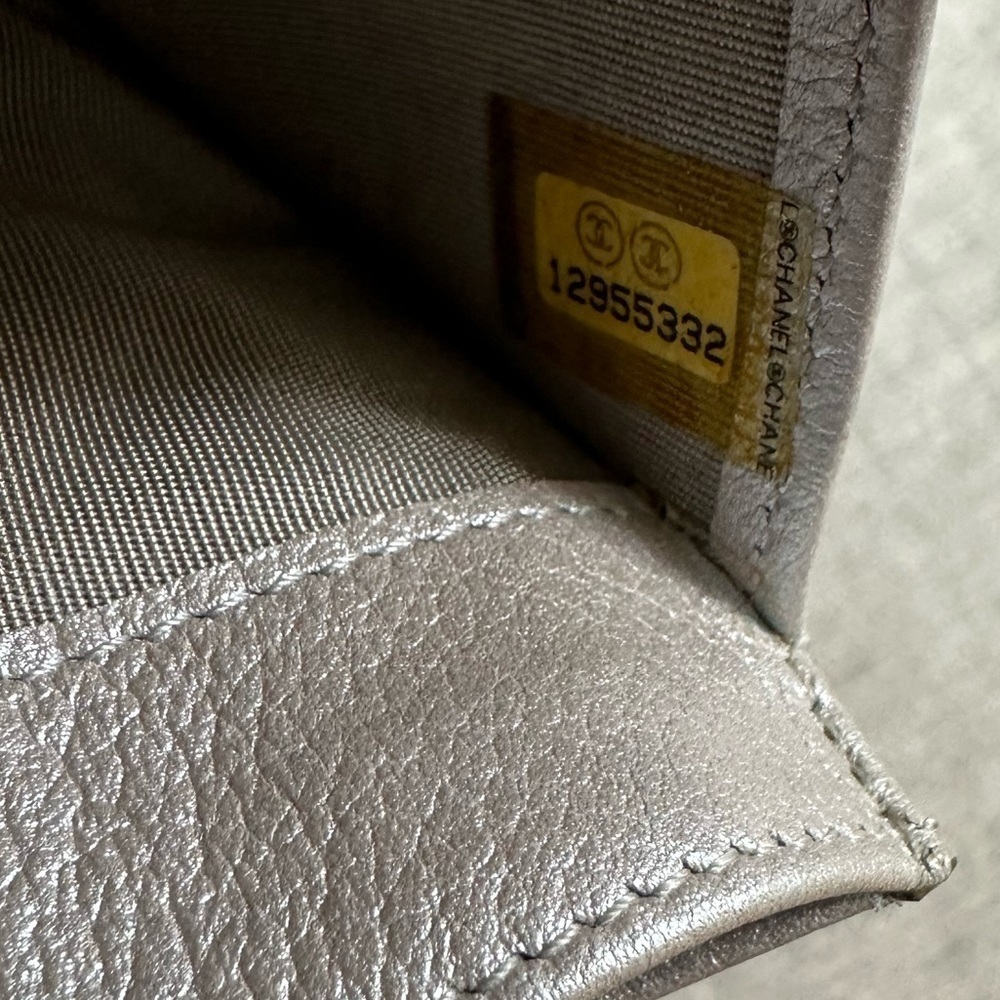 CHANEL Camelia Wallet Leather Silver CC - Picture 7 of 11